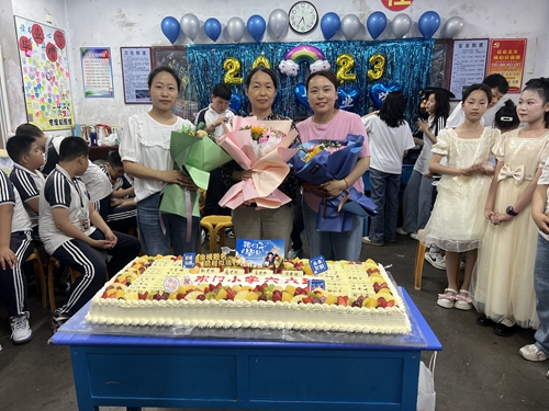 1685589711405615.jpg 13.jpg