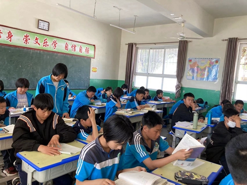 1685698654334712.jpg 2.jpg