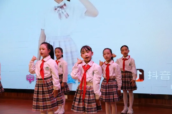 1685758837936524.jpg 640 (4).jpg