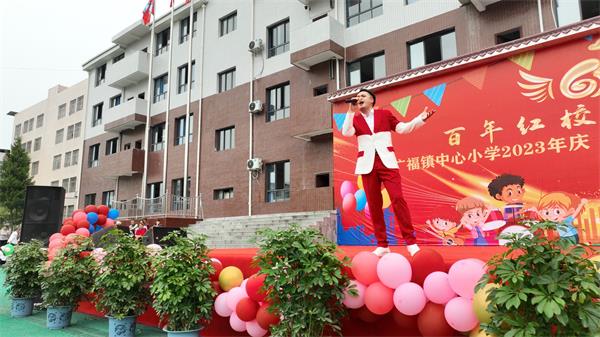 1685955936928391.jpg 歌手献唱_proc.jpg