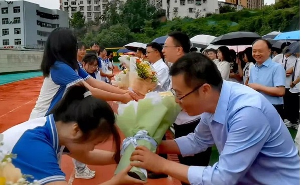 1686292928595957.jpg 640 (2).jpg