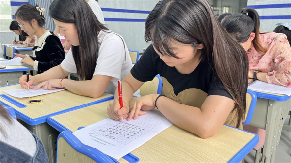 1686323715338056.png 图片3.png