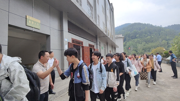 1686356825644320.png 图片3.png