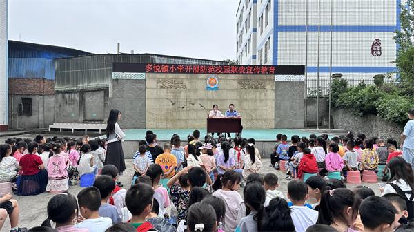 1686886834844179.jpg d8329a1d7f4fdbc953d0afbf59e16eb.jpg