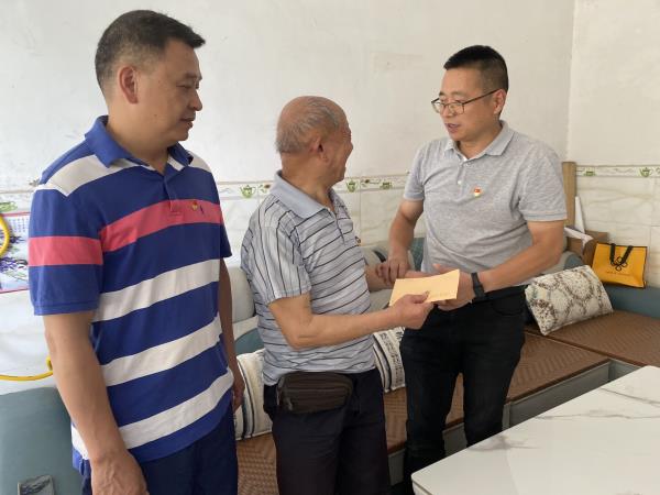 1688302297179920.jpg 6976BA06C0C54B0EF5DB2FE1B8F09D3A_proc.jpg