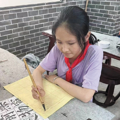 1691742415647061.bmp 94e7d5d35049aa209397a8ebbad0b1f1.bmp