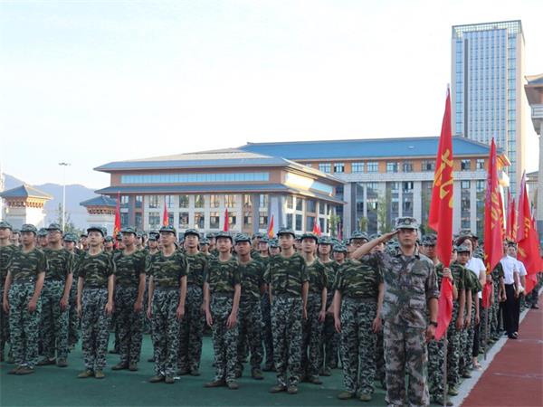 1692171597566055.jpg 达川中学军训开营仪式4_proc.jpg