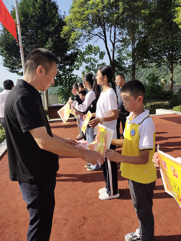 1693823209252842.png 图片2.png