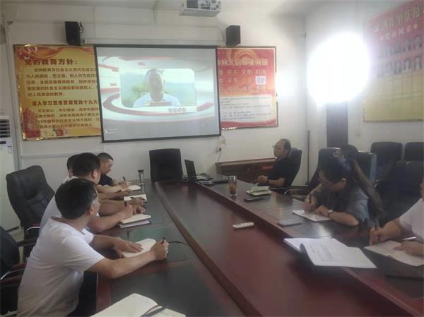 1694006270828496.jpg bd4db1a25d2bde8c39b1f4f8775b256.jpg