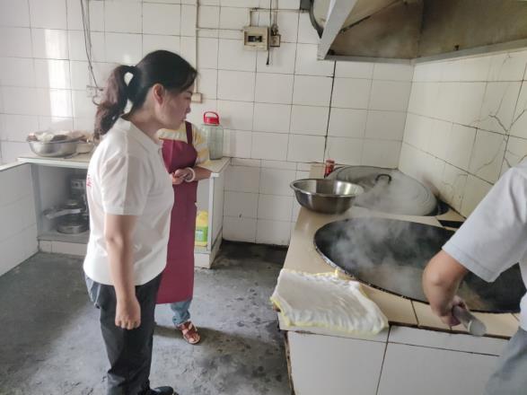 1694082175115871.jpg 2iq7128h.jpg