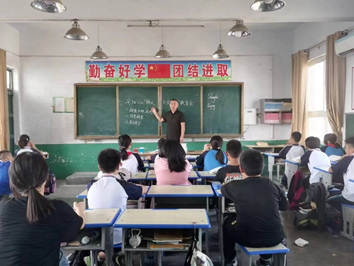 1695084952799958.jpg 694f5de89aa131902573f52ff75b2d0.jpg