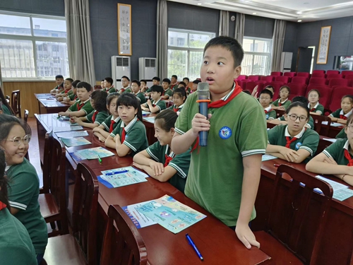 1695348267274950.jpg 学生互动.jpg