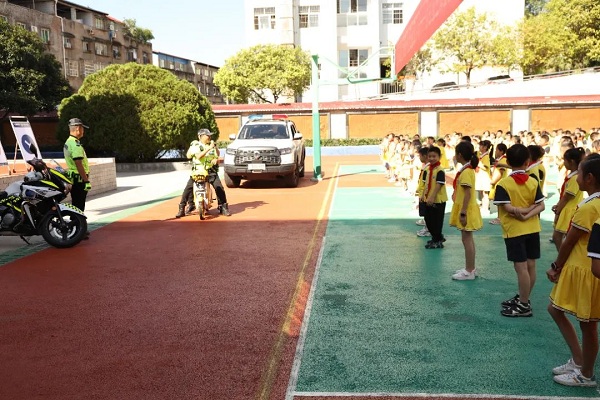 1695377635462918.jpg 640 (1).jpg