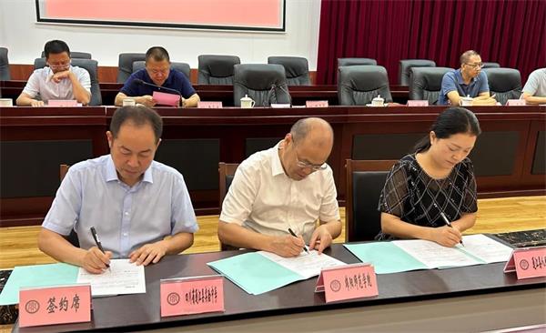 1695662391445810.jpg 640 (1).jpg