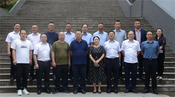 1695662402575688.jpg 640 (2).jpg