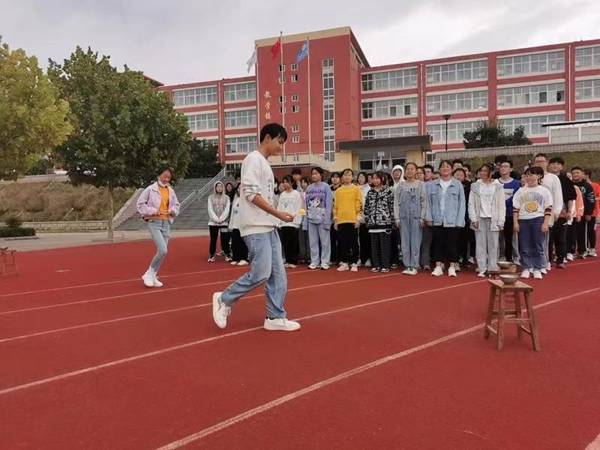 1695710404622815.png 图片2.png