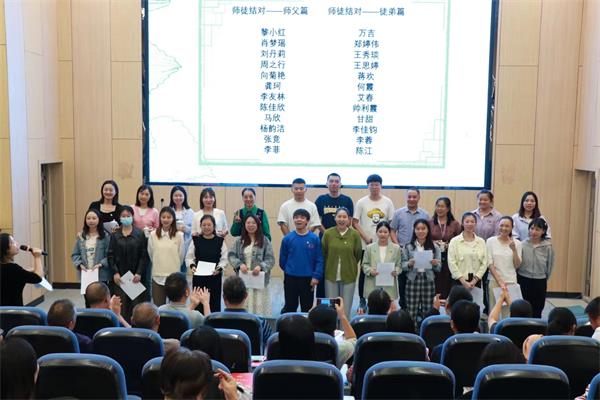 1695731045702848.jpg 2.jpg