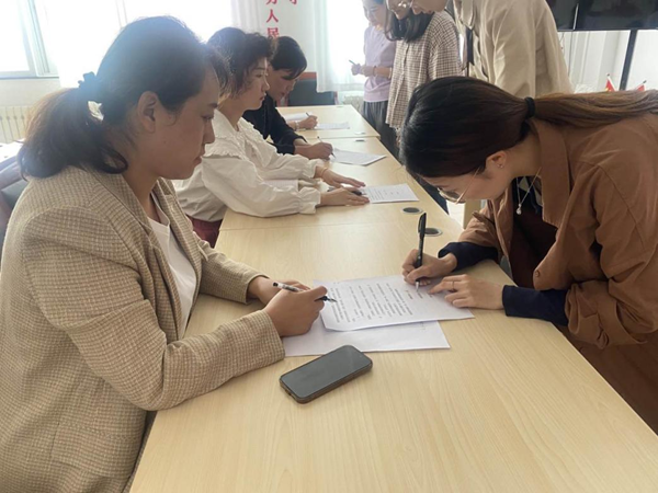 1695783824899649.png 图片1.png