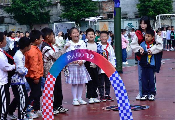 1697175995358596.jpg 3.jpg