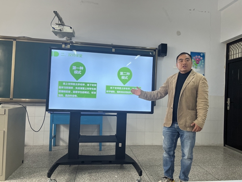 1697323776591419.jpg 826b3f722ff4bc9ec4a078512ae48c0.jpg