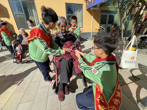 ѧ���߽�����Ժ (1).jpg