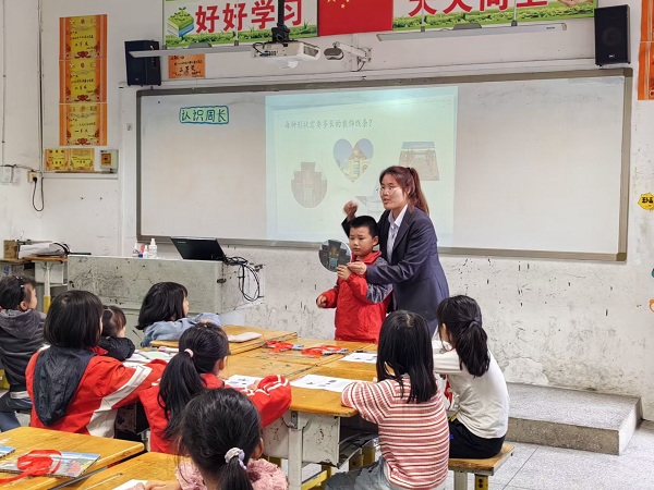 1698149930552993.jpg 3.jpg