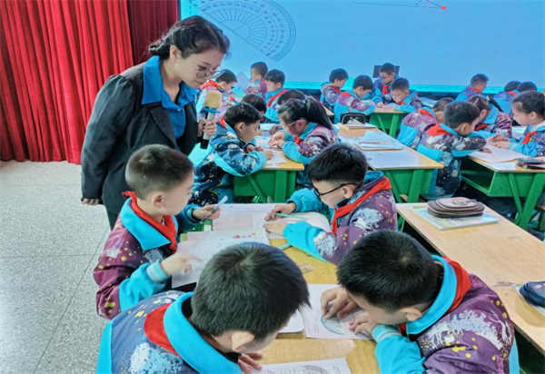 1699459990969682.png 图片2.png