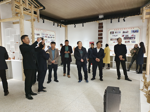 1700800511529845.png 图片2.png