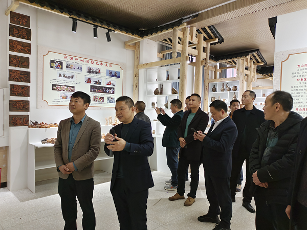 1700800524959233.png 图片3.png