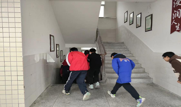 1701262157379255.png 图片2.png