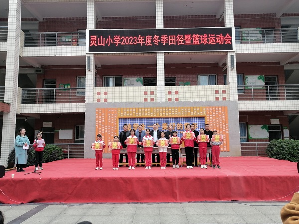 1701398711819878.jpg eab09ce7b9315676966c7216b5b40ec.jpg