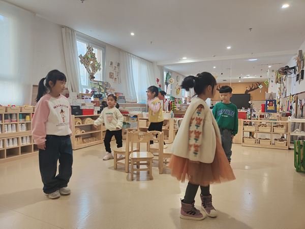 1702108690353429.png 图片1.png