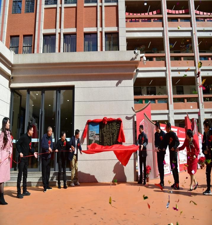 1703761283495427.png 1703761283495427.png