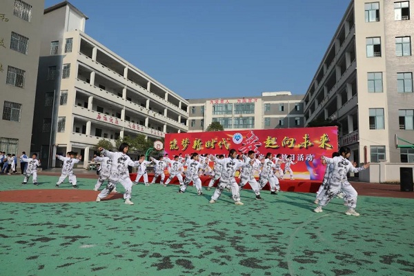 1703904394653891.jpg 640 (3).jpg