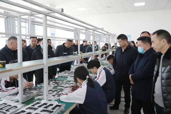 1704374933661681.jpg 640 (1).jpg