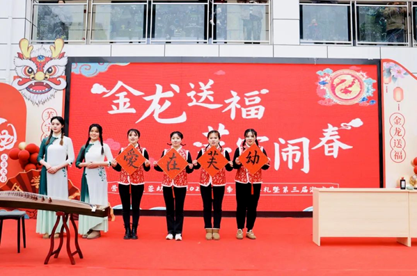 1709259888733588.png 43ae5e2ab648ff169a0980601c14578c.png