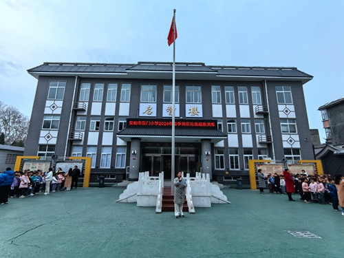 f05781d17edc19ed51ba7157aeaad7a.jpg