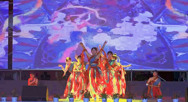 赸.jpg