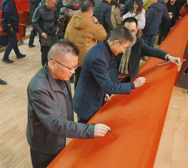 1739618921276634.png 图片3.png