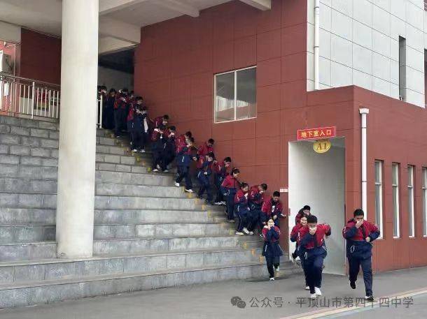 1740540565396043.jpg _cgi-bin_mmwebwx-bin_webwxgetmsgimg__undefinedMsgID=7335998771364912496undefinedskey=@crypt_2e0372c6_364961222cc047a6548b95fd0b92fc2bundefinedmmweb_appid=wx_webfilehelper.jpg