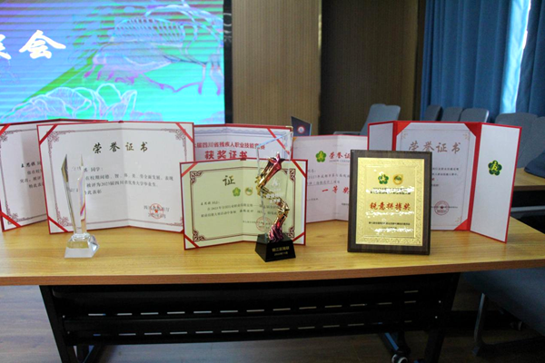 1741690267710985.png 图片 14.png