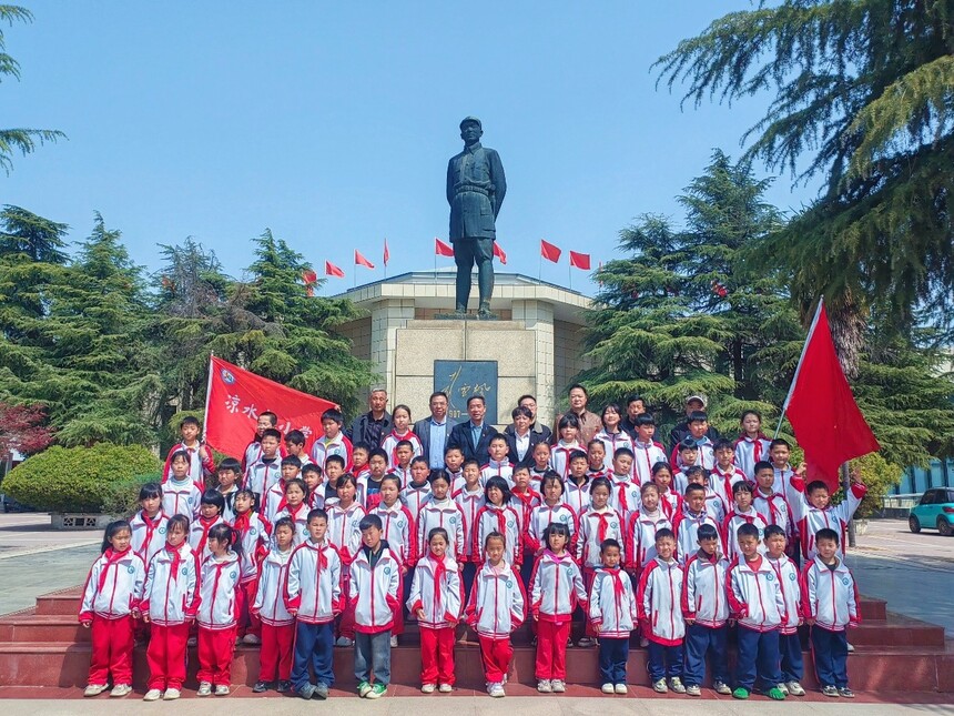 1743734806900163.jpg 1743734403227.jpg