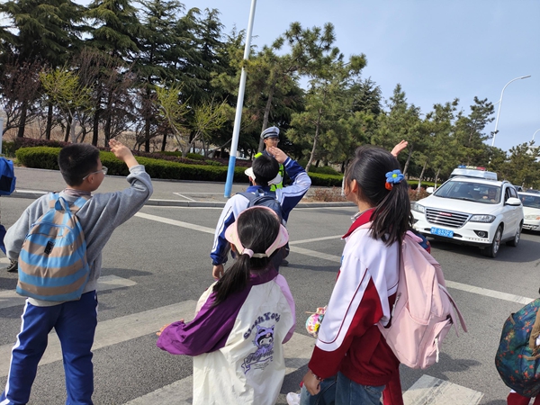 bec7699a37b1c5836644a565b0d4ebf5_compress.jpg