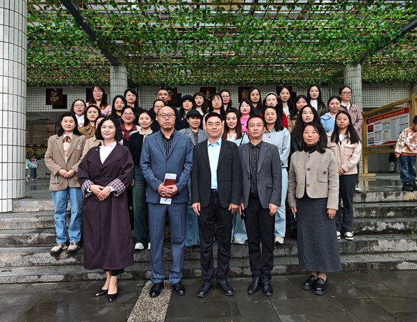 1761555441244134.jpg 跟岗学习集体合影.jpg