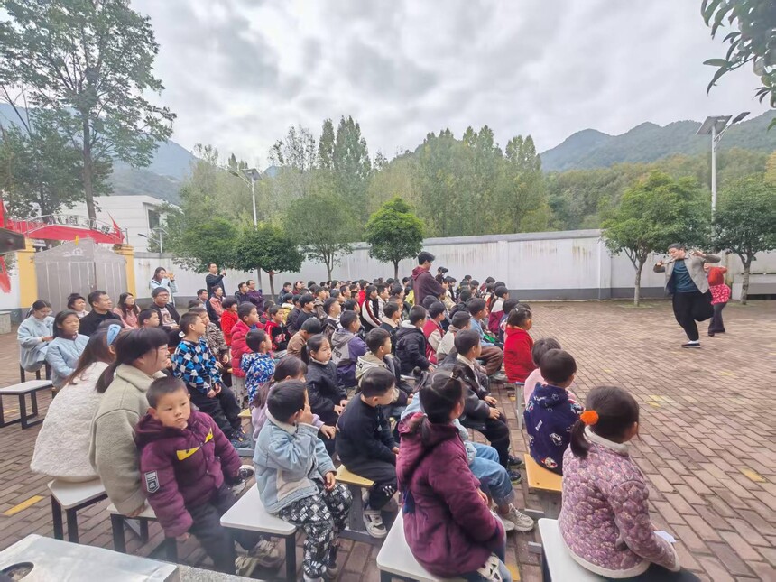 1761555508727304.jpg mmexport1761555131506.jpg