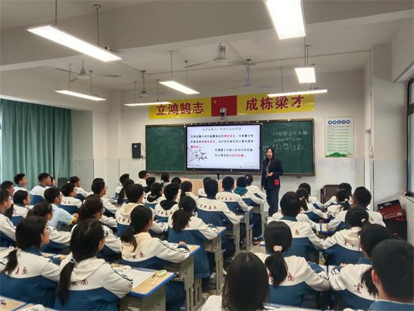 1761661584311680.jpg 颜娟1.jpg