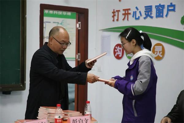 1761791580433239.jpg 3.jpg