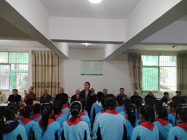 1761809297569619.jpg 2367D5C939634892F3C5F2F4F5B18268.jpg