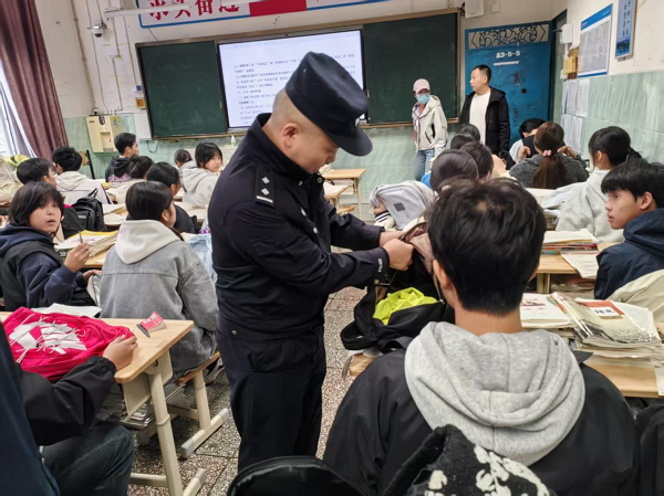 1761909216860348.png 图片2.png