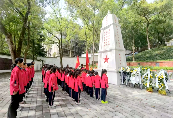 1762340295297982.png 图片 7.png